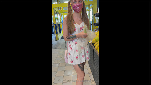 What am I going to do with this banana - babybunny2k